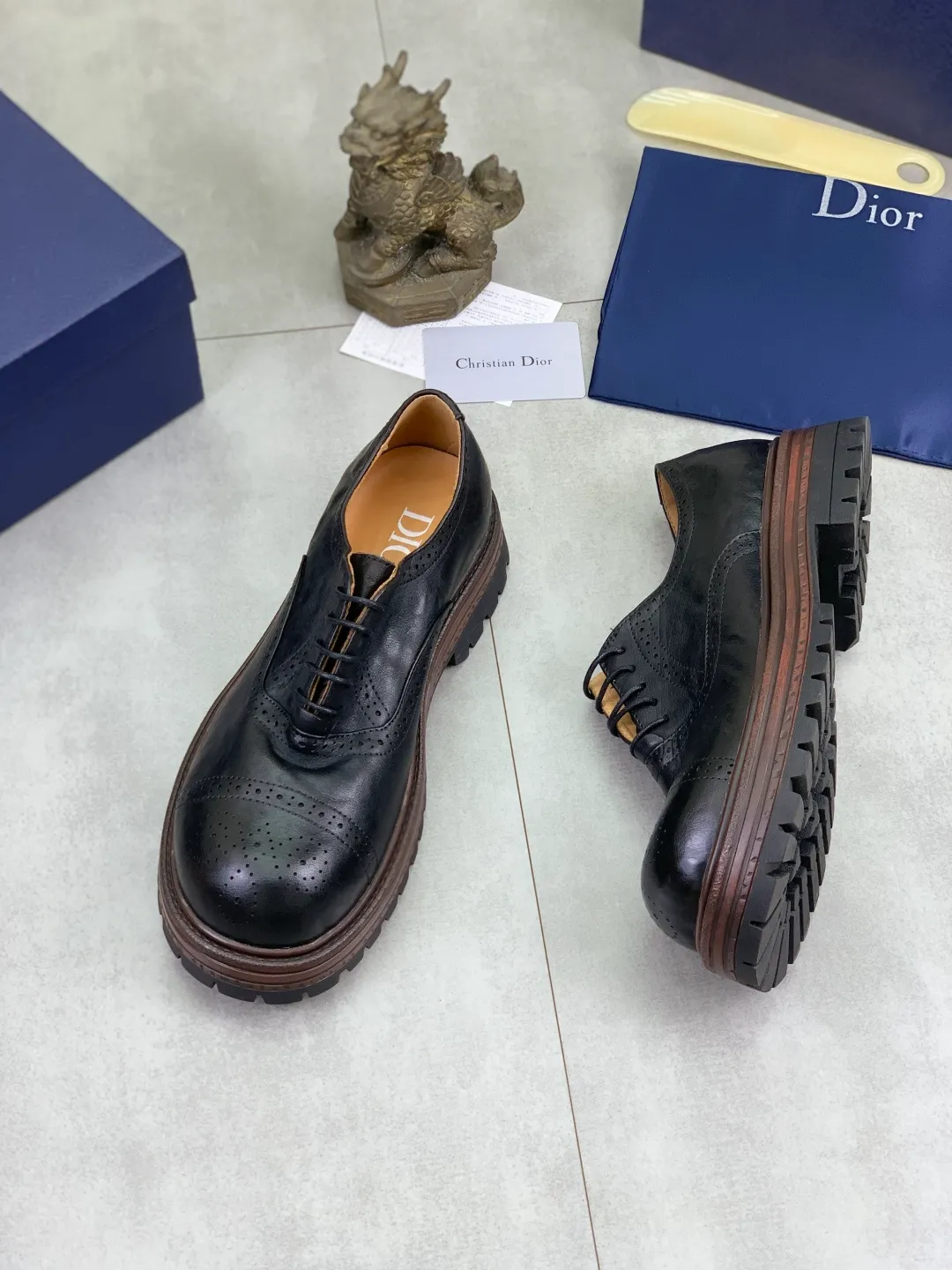 Men's shoes P520 💰【New style】Water-dyed cow lining Original order quality Dior —🆘.Dior Original order purchase, high-end leather shoes, fabric: Made of Italian imported color rubbed wrinkled cowhide➕Water-dyed cow lining/cowhide lining➕Specially available original combination outsole, fine workmanship, real shot🎬Size: 38-45 (with full set of packaging) Color: 3️⃣ colors available